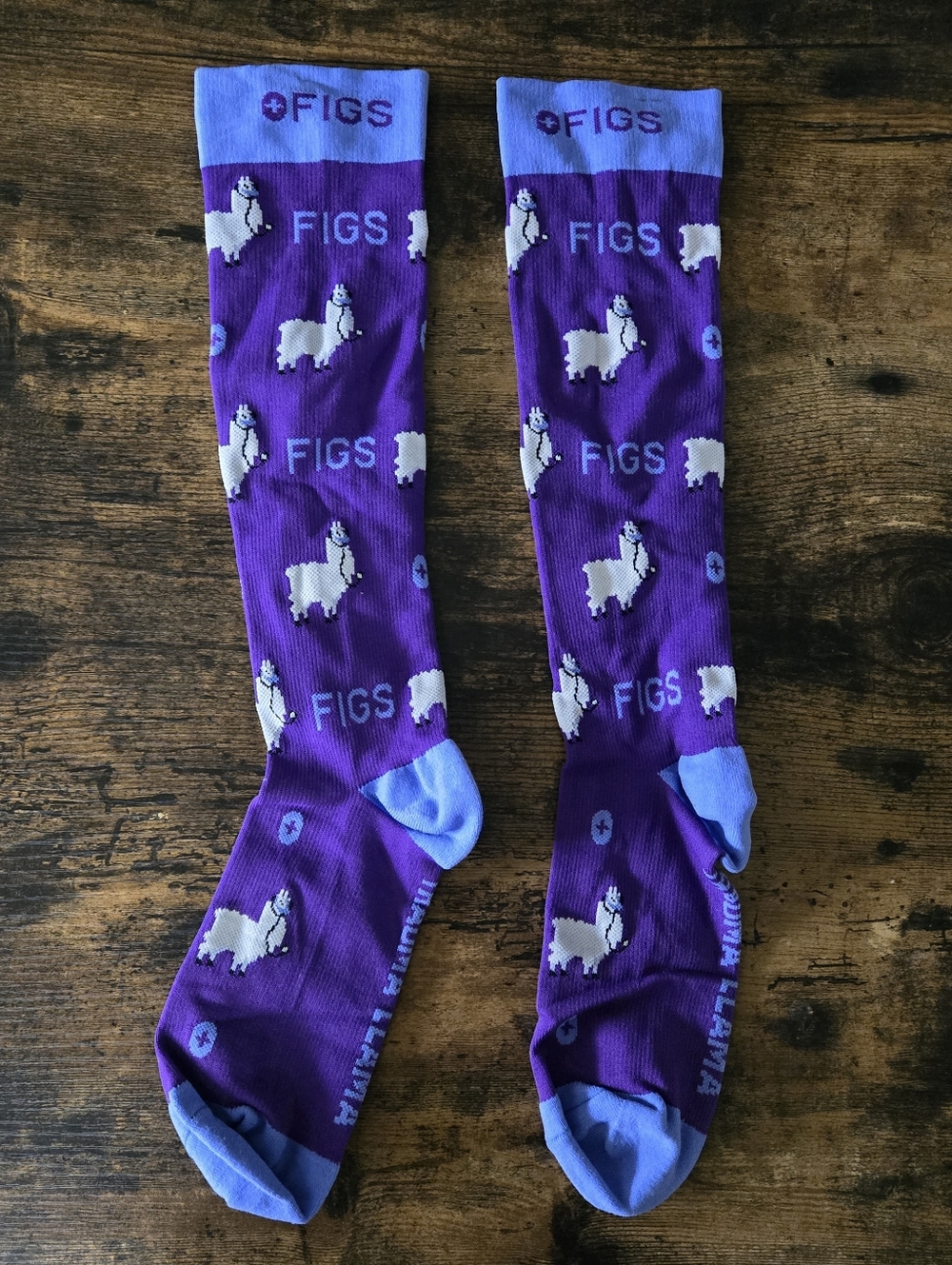 New Figs Compression Socks Purple Llama Size M